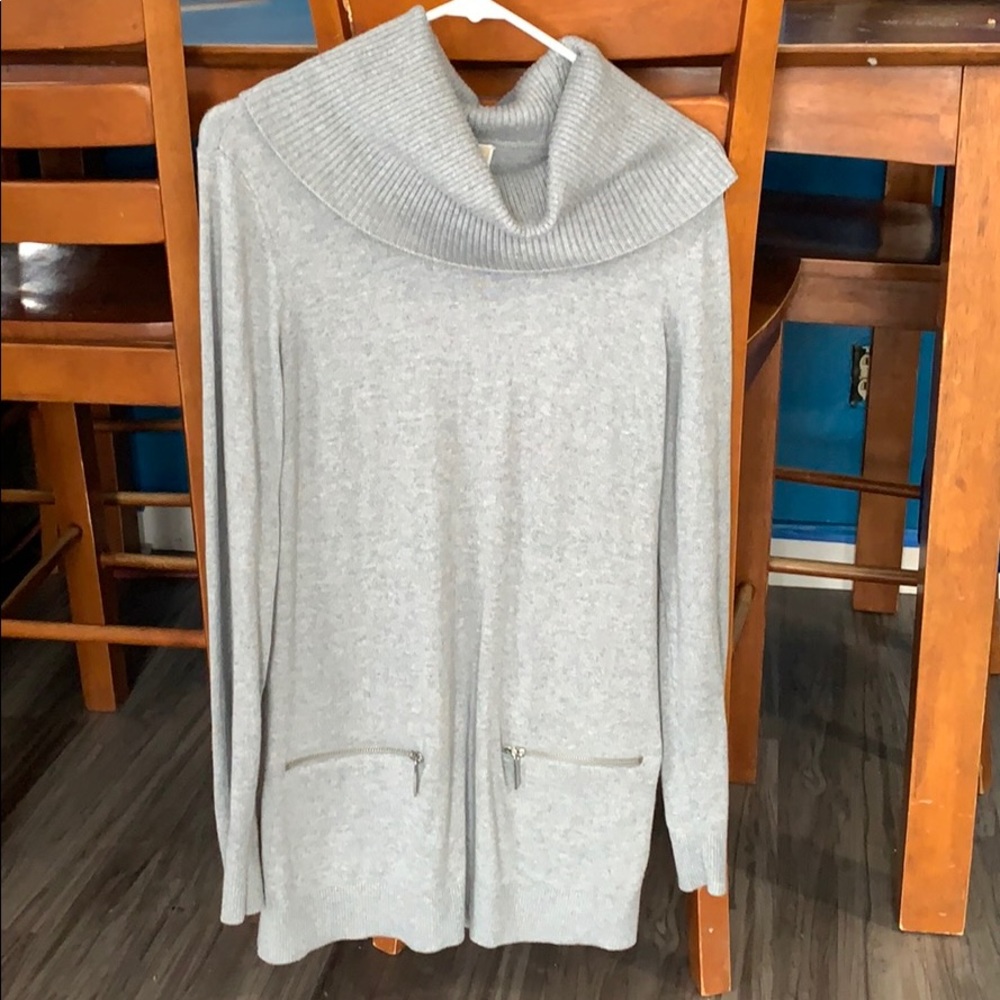 Sweater Michael Kors.